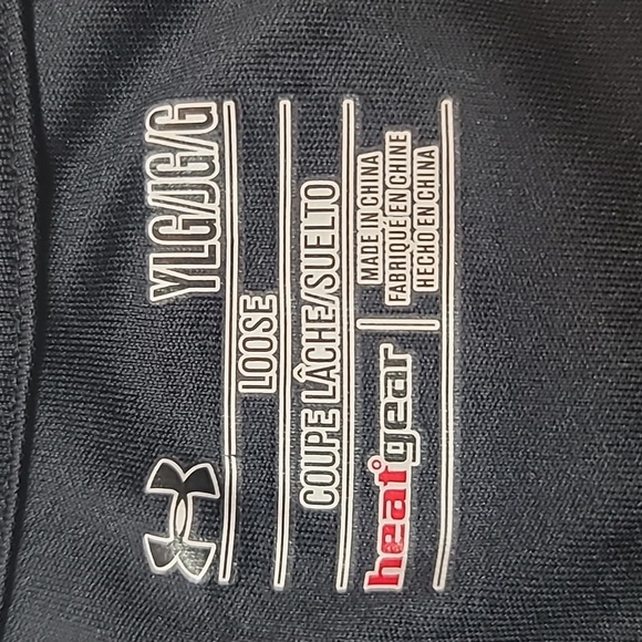 Under Armour Heat Gear "Soccer Ball Decal"  Youth Loose T-shirt Size YLG - Picture 4 of 6